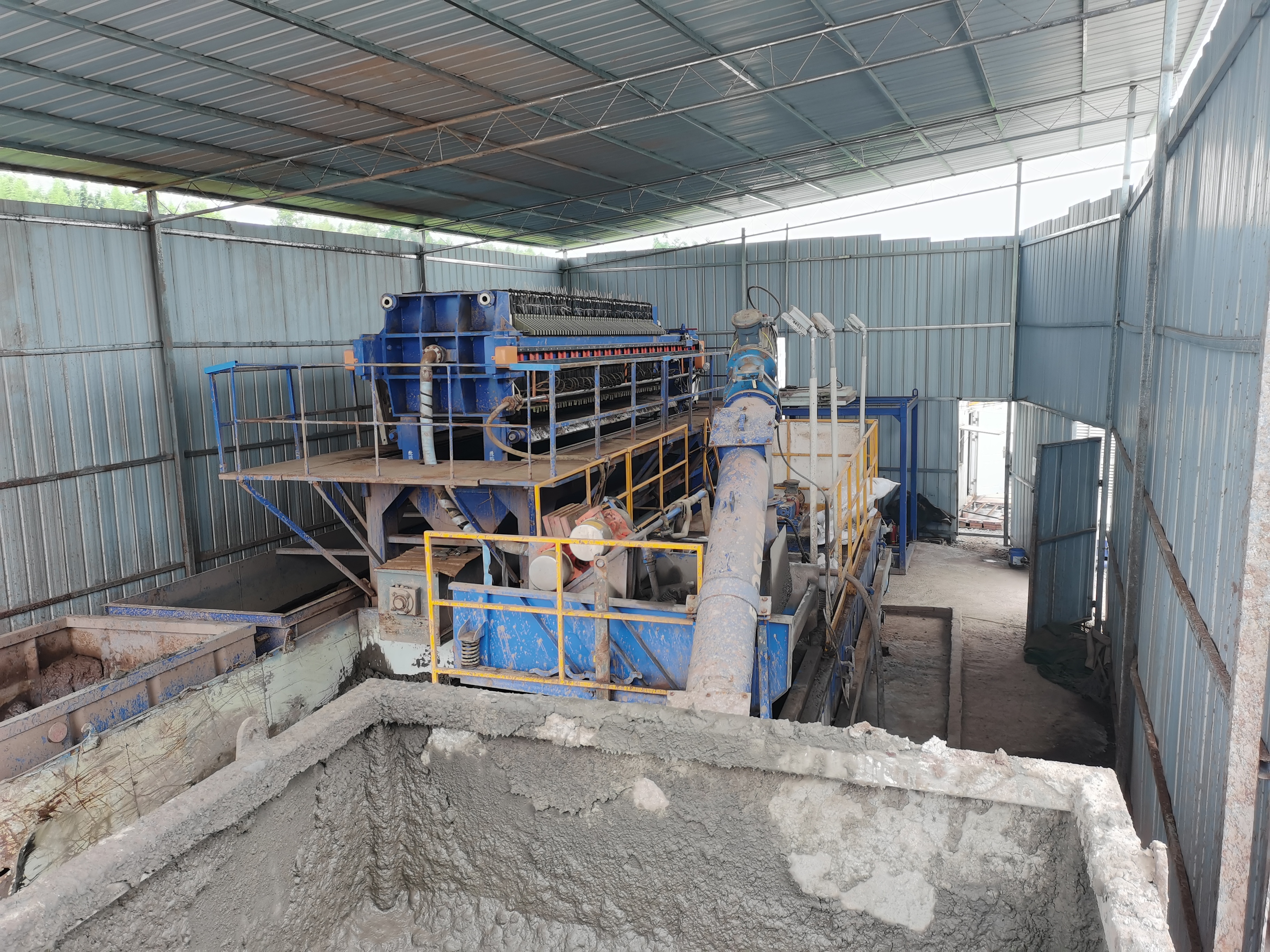 廢水基鉆井泥漿及巖屑是危險(xiǎn)廢物嗎？