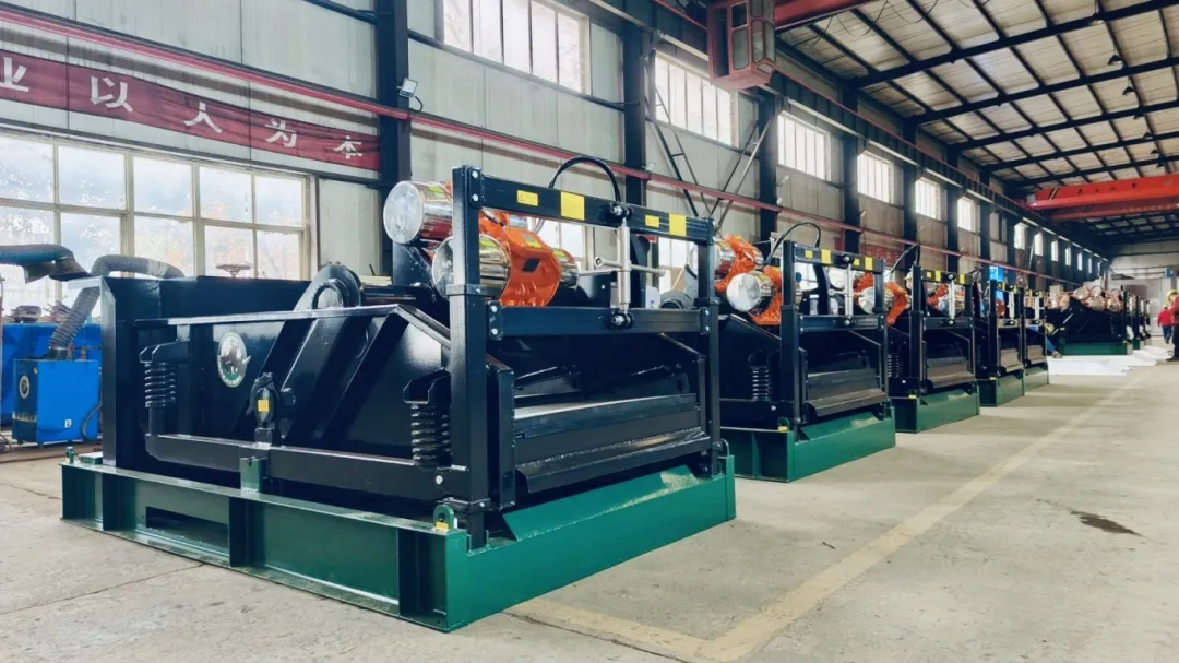 西安科迅（KOSUN）黑犀牛振動篩成功發(fā)往海外